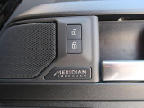 MERIDIANは英国のプレミアムオーディオブランドです。重低音から高音域までしっかりと再現でき、コンサートのような臨場感溢れる音響空間を実現します。どうぞ店頭にてご体感ください。