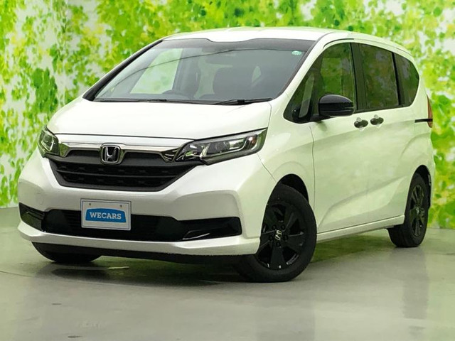 フリード 1.5 G ブラックスタイル 