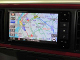 フルセグテレビ・CD・DVDもお楽しみいただけるダイハツ純正ナビゲーション付きです。