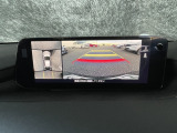 360&deg;ビューモニターを搭載しています。コーナーセンサーと合せてお使いいただくことで、安全、安心にお車の取り回しを行っていただけます