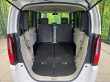 後席を格納すると、これだけの広さが!シーンに合わせたシートアレンジで、大きな荷物も積むことが出来ます♪