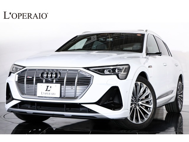 e-tron50 クワトロ Sライン 4WDパノラマルーフ バーチャルエクステリアミ