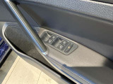 快適なショールームにて、お車選びのお手伝いから、ご購入後の整備待ちまで、ご対応致します。