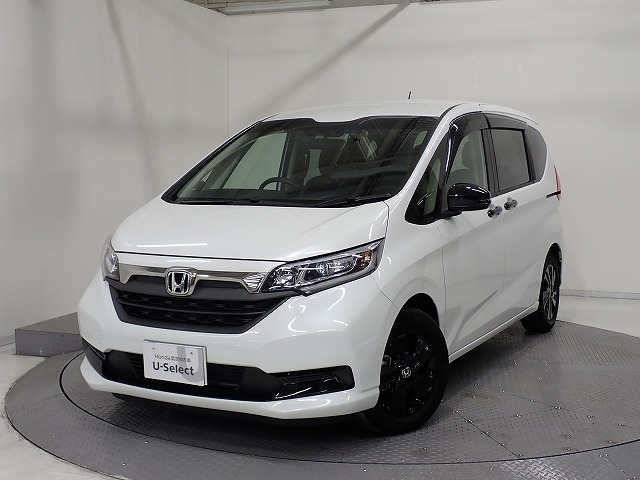 フリード 1.5 G ブラックスタイル