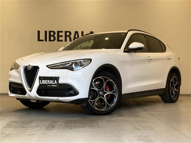 ステルヴィオ2.2 ターボ ディーゼル Q4 スポーツパッケージ 4WD4WD 本革シート