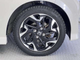 【純正ホイール装備】純正なのでバチっと決まっていてかっこいいですね☆