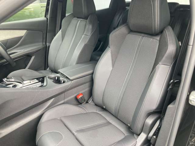 【期間限定価格】旧裏1～4弾　ノーマル全種まとめ　complete コンプリート プジョー 3008 GT ハイブリッド4 4WD の中古車詳細 (7,000km, ペルラ