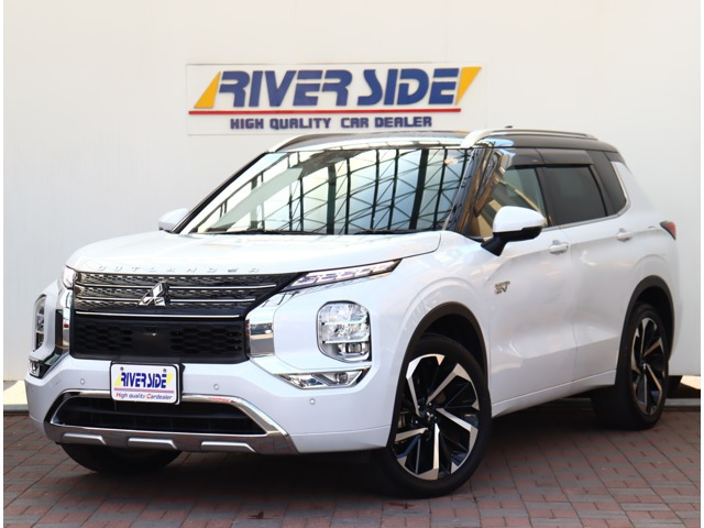 アウトランダーPHEV 2.4 P 4WD1オーナー