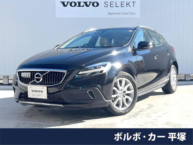 V40クロスカントリーD4 サマム ディーゼル