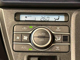車内空調は&rdquo;AUTOエアコン&rdquo;にお任せ。運転に集中出来ますよ!