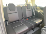 3列目シートはもちろん状態良好☆大人でもゆったりと座って頂けますので、大人数でのお出かけもラクラクです♪ご家族で、気の知れた仲間で、ドライブに行くのが楽しみですね♪