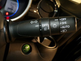 オートライト付です。手元での操作なしでヘッドライトのON/OFFできます。トンネルでの点灯・消灯忘れ防止に役立ちます!