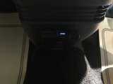 高速道路のご利用時にとても便利なETC車載器付。