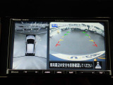 バックカメラ装備しております。駐車時に大変役に立ちますよ♪駐車が苦手な方にも便利機能です♪