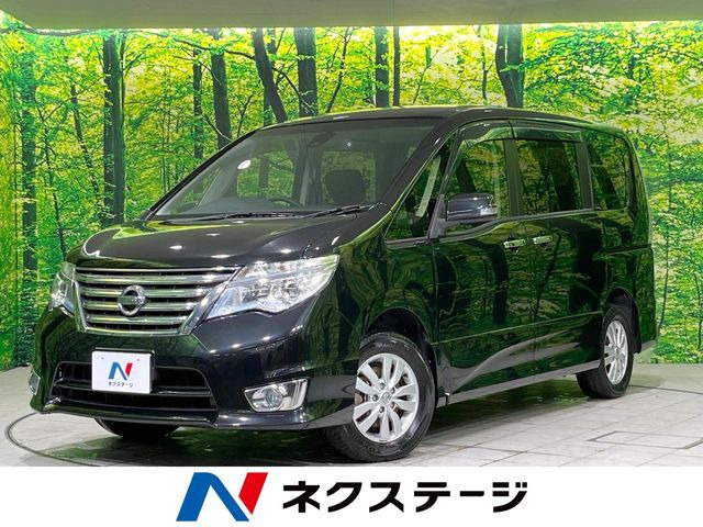 セレナ2.0 ハイウェイスター Vセレクション+Safety 4WD