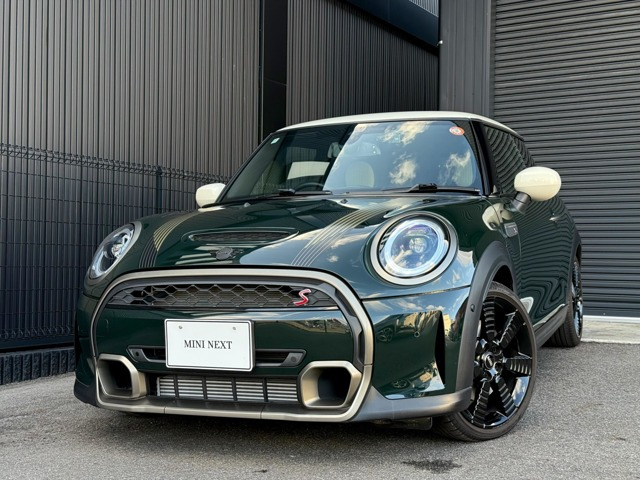 ミニクーパー S レゾリュート エディション DCT