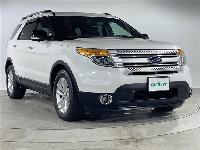 エクスプローラーXLT エコブースト エクスクルーシブ4WD 本革シート