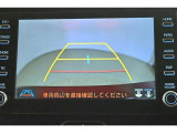バックガイドモニターで、後方を確認しながら安心して駐車することができます。運転初心者も熟練者も必須の機能ですよ!