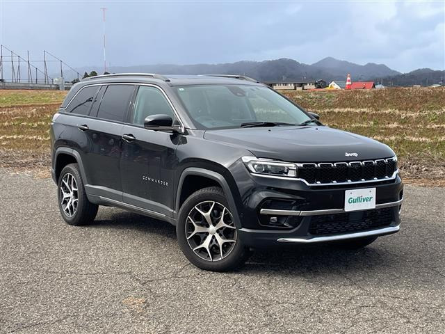 コマンダー2.0 リミテッド ディーゼル 4WD本革シート