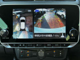 バック時に自車の真後ろの映像&上から見下ろした映像を映してくれますのでラクラク駐車が可能です(^_^)-☆
