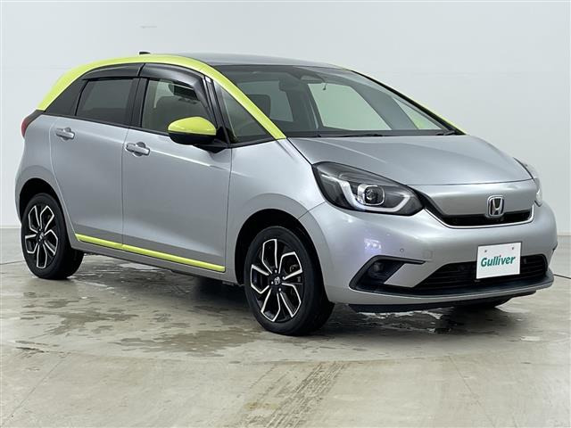 フィット 1.5 e:HEV ネス 4WD 4WD ワンオーナー