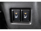 運転席/助手席シートヒーター付です。