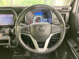 【ステアリングスイッチ】運転中、前方から目線をそらすことなく、オーディオ等の操作が可能な便利機能!安心&快適なドライブを演出してくれます♪