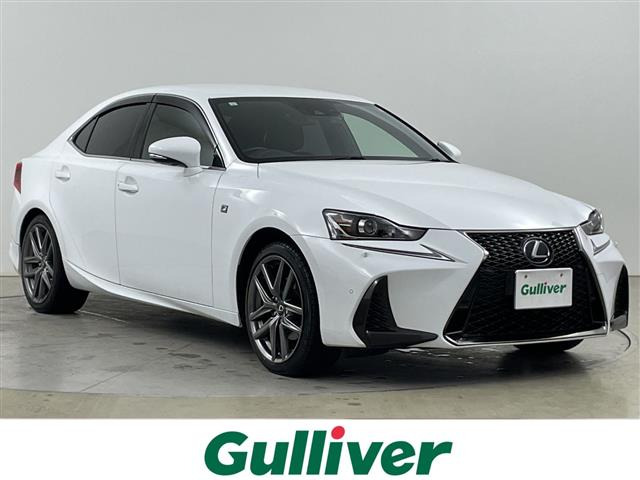 IS300h Fスポーツ 4WD4WD 本革シート