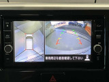 クルマを空から見たような映像が映る、アラウンドビューモニターで、車両周辺の安全確認も一目できます!小さなお子様や障害物も確認できるので、運転のしやすさだけでなく事故防止にも役立ち安心して駐車できます♪
