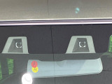 【スズキ セーフティサポート】走行中に前方の車両等を認識し、衝突しそうな時は警報とブレーキで衝突回避と被害軽減をアシスト。より安全にドライブをお楽しみいただけます。