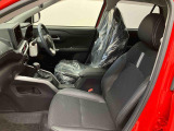 フロントシートです。ゆったり運転ができます。長距離ドライブもラクラク♪♪