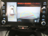 全方位カメラ付きで車庫入れもらくらくです。