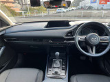 後席から運転席全景、付属品へのご質問もお待ちしております。