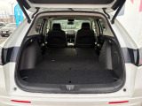シートを倒せば大きな荷物も積み込み可能です!!