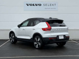 ◆バック/万が一を考え、安全性を重視する方に選ばれているVOLVO車。ドアを開閉するとその重み・厚みに驚くはず