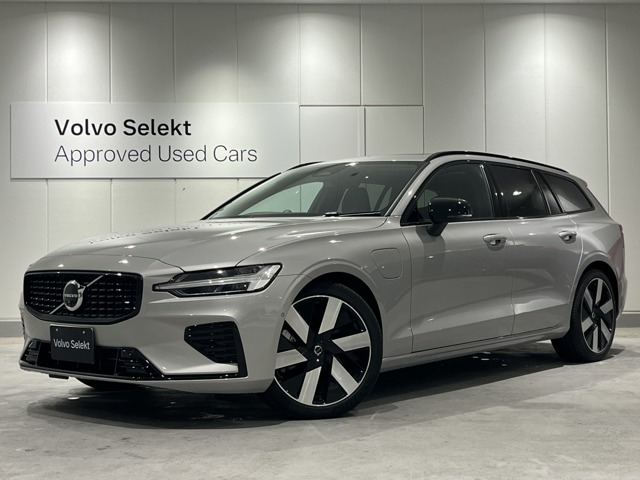 V60 ウルトラ T6 AWD プラグインハイブリッド 4WD