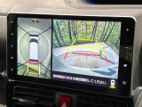 【パノラマモニター】専用のカメラにより、上から見下ろしたような視点で360度クルマの周囲を確認することができます☆死角部分も確認しやすく、狭い場所での切り返しや駐車もスムーズに行えます。