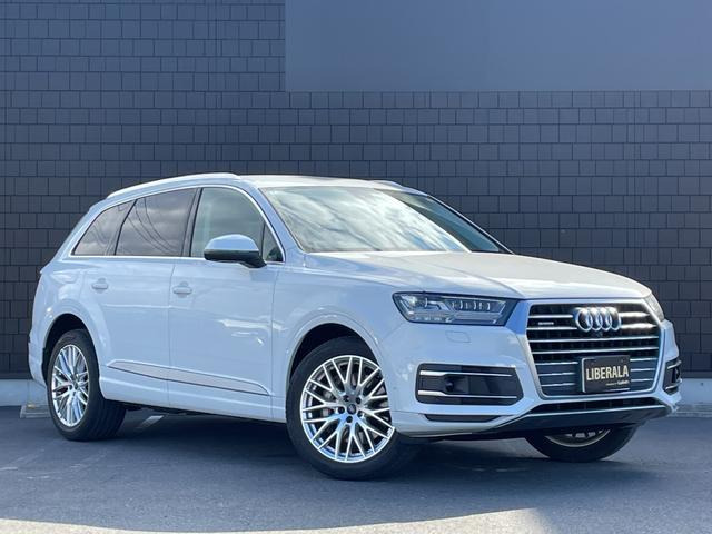 Q72.0 TFSI クワトロ 4WD本革シート 修復歴無し