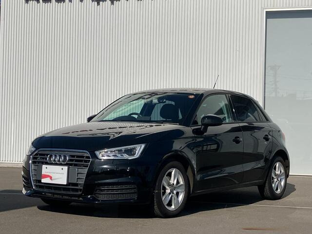 A1スポーツバック1.0 TFSI