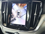 更に360&deg;ビューの単独表示も可能です 車を上から見下ろしたように車外を確認できるため、一切の死角がない状態で駐車が可能です