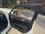 運転席ドア。ベタツキはありません。