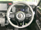 【純正革巻きステアリング】上質な革を使用することで、手にしっかり馴染みとても運転しやすいハンドルです♪