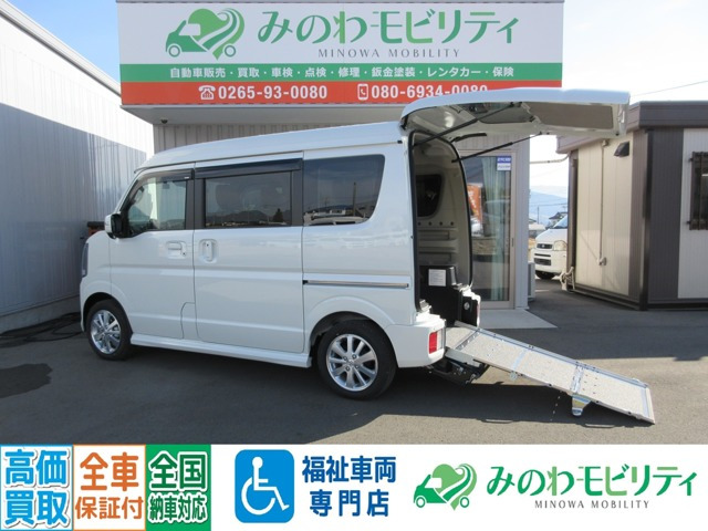 エブリイワゴン ウィズ 車いす移動車 左右分割式リアシート付 4WD