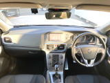 V40 D4 ダイナミック エディション ディーゼル 