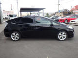 純正17インチアルミホイール!(215/45R17)