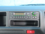 AM/FMデッキが装備されています。