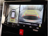 バックガイドモニターで、後方を確認しながら安心して駐車することができます。運転初心者も熟練者も必須の機能ですよ!