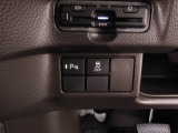 ◆障害物センサー◆車庫入れの時などに近くに障害物がある場合、障害物までの距離を音で知らせてくれます。