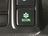 ★ECONスイッチ★ エコドライブを加速しよう!スイッチをONにすると、運転の仕方によるロスを抑え込み燃費をよくするようクルマが頑張ります(*^ー^*)燃費向上にチャレンジ♪