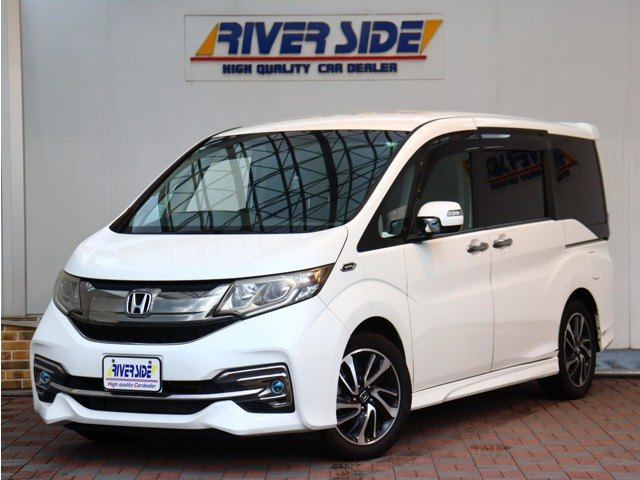 ステップワゴン1.5 スパーダ クールスピリットアルパインナビ 後席フリップダウンモニタ